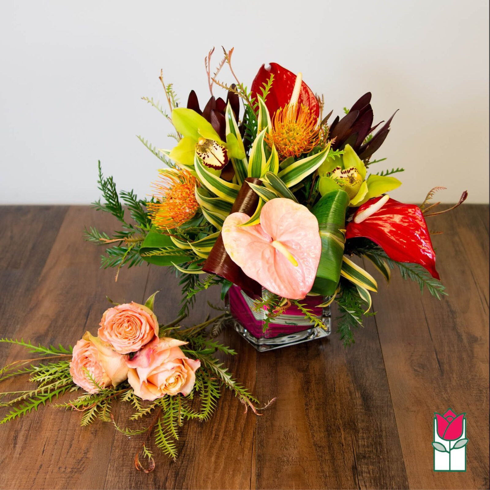 Beretania's Kapiolani Tropical Arrangement (Standard)