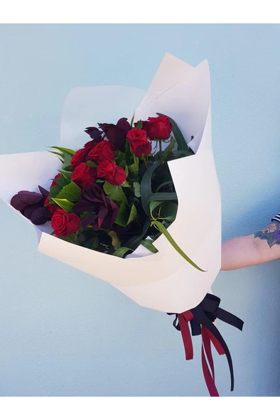 Dozen Red Roses