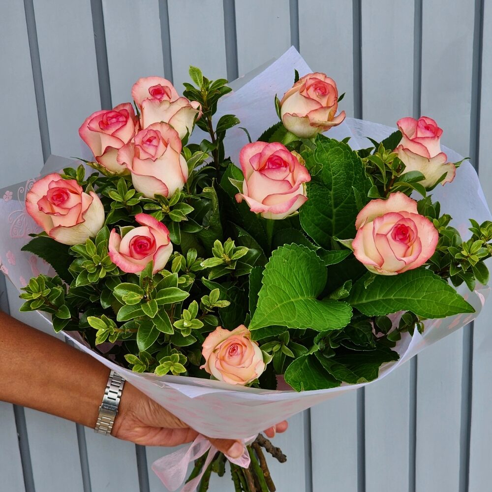 Deluxe Rose Bouquet for Mother's Day - Auckland Delivery