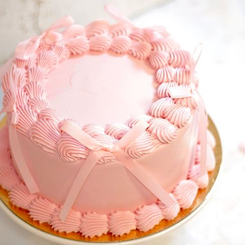 Pink Bow Cake (6 - 10 people (15cm))