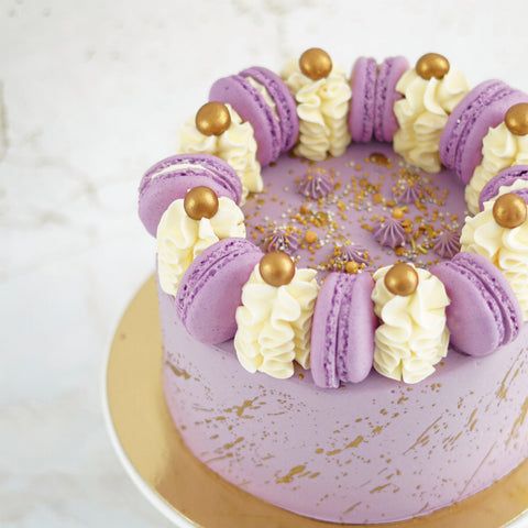 Lilac & Gold Cake (6 - 10 people (15cm))