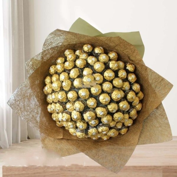 Buket Coklat: 100 Ferrero Bouquet
