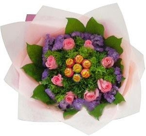 Chupa Roses Bouquet