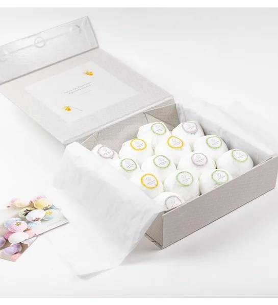 Aromatherapy Bath Bomb Gift Set - 14 Big Relaxing Bath Bombs In A Gift Box