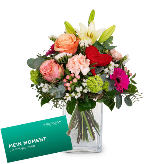 Muttertagsstrauss with a CHF 100.- gift voucher from Wellness-Therme FORTYSEVEN (Minimum)