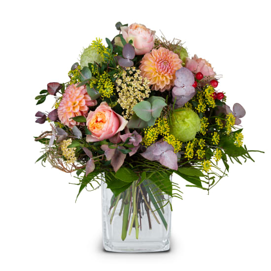 September Bouquet of the Month (Minimum)