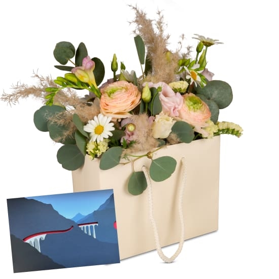 Flower bag «Delicate spring» with a CHF 50.- gift voucher from the Rhaetian Railway