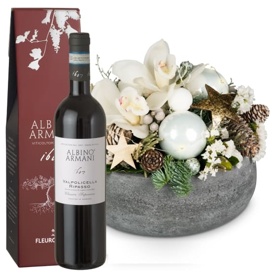 Great Moments (with fairy lights) and Ripasso Albino Armani DOC (75 cl)