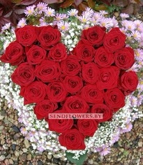 Heart-shaped arrangement Loving heart