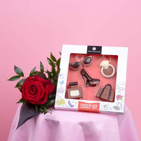 Warm wishes and women's set
