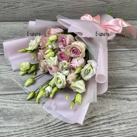Delicate bouquet in pink color